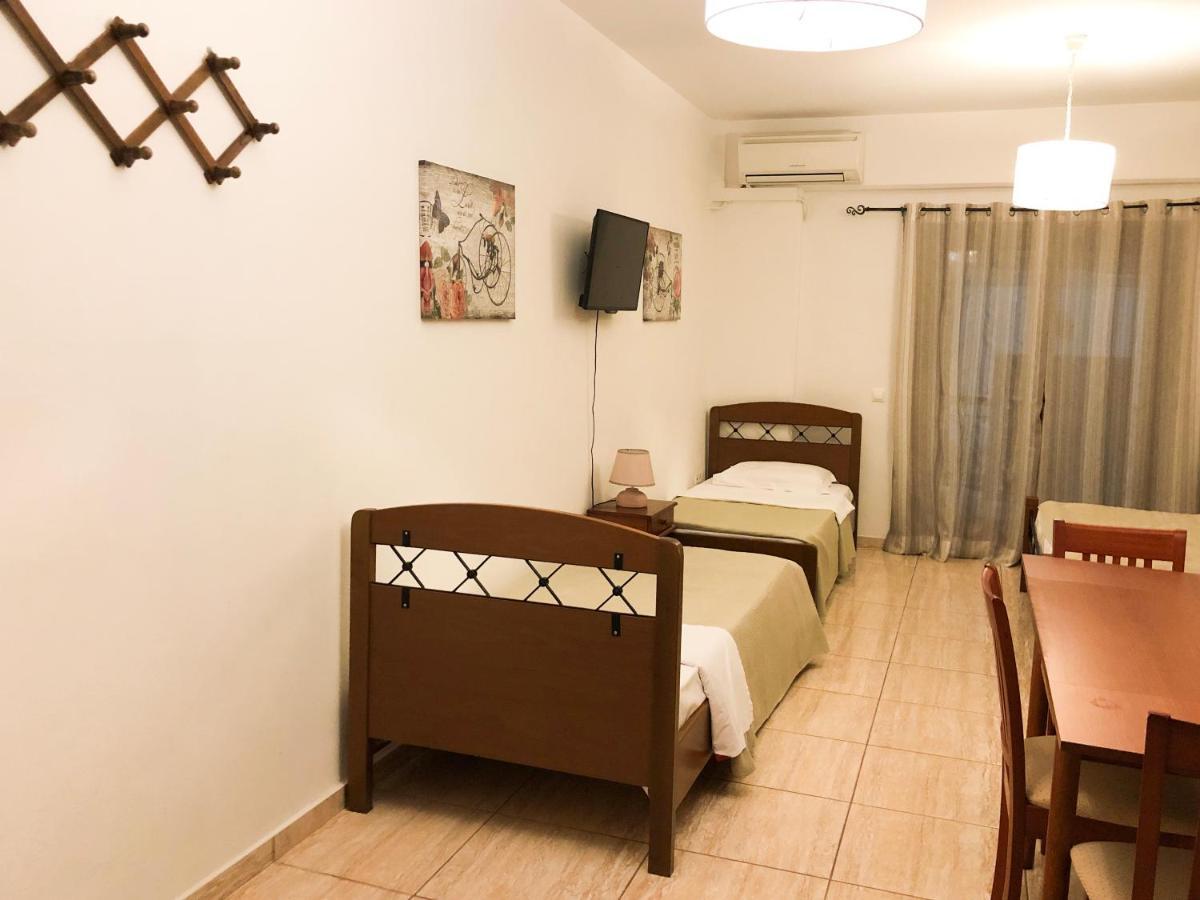 Kallisti Apartments Skiathos Town Bagian luar foto