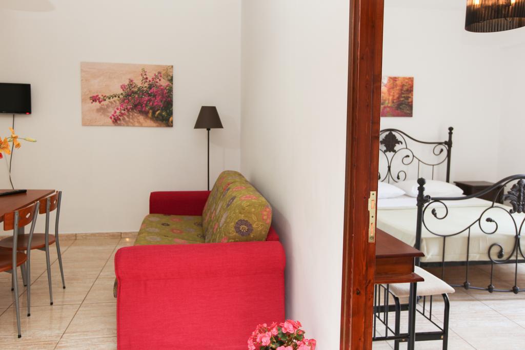 Kallisti Apartments Skiathos Town Bagian luar foto