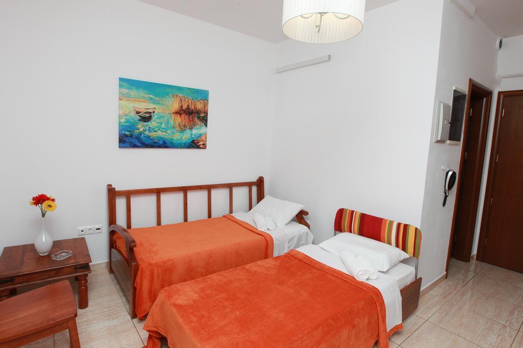 Kallisti Apartments Skiathos Town Ruang foto
